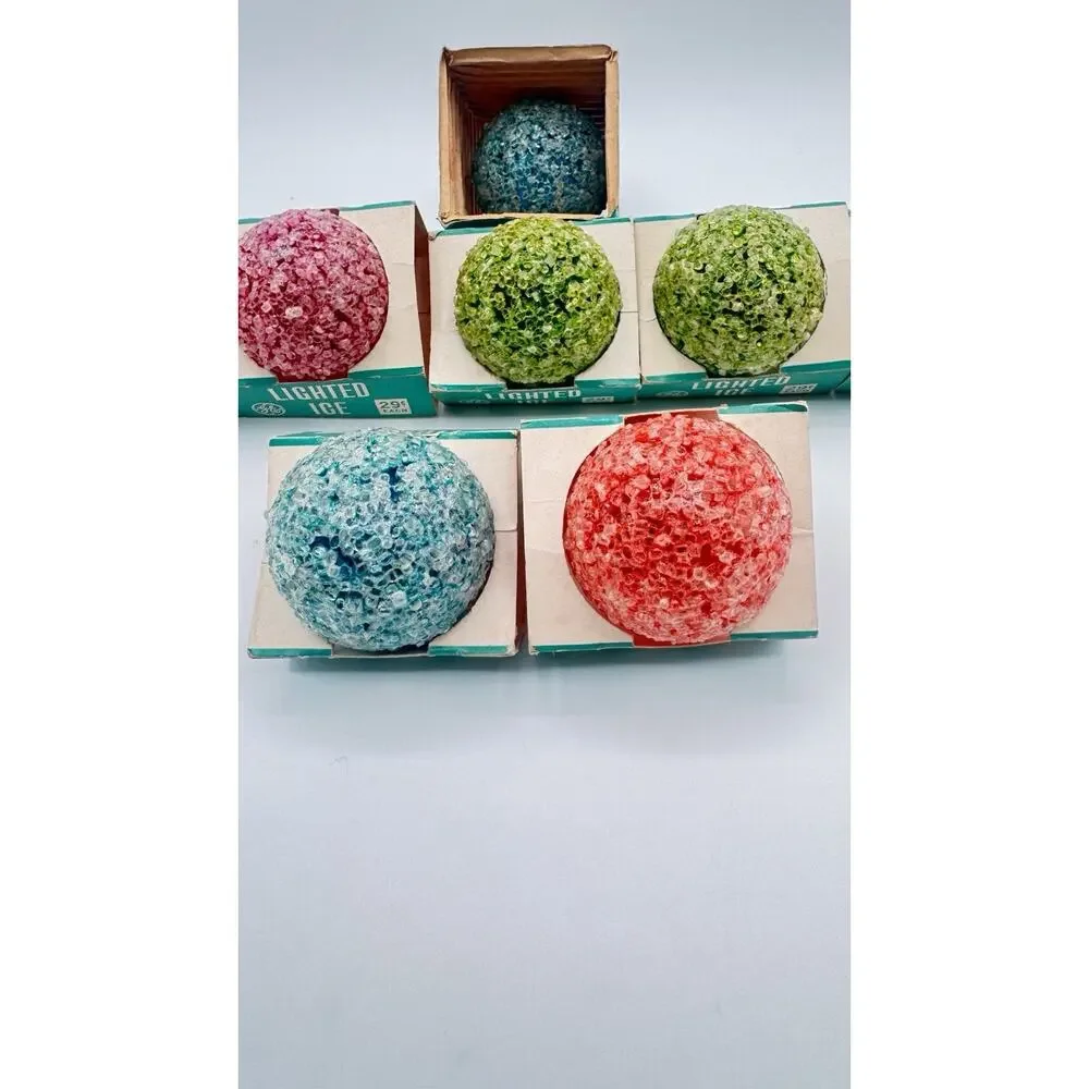 VTG 8 GE Lighted Ice Snowball Sugar Christmas C7 Light Bulbs